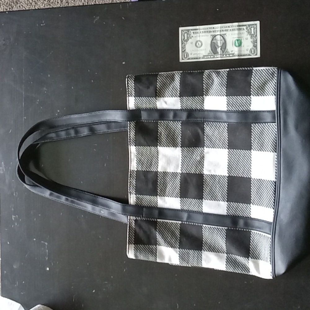 Black and white checkered tote - Picture 3 of 3